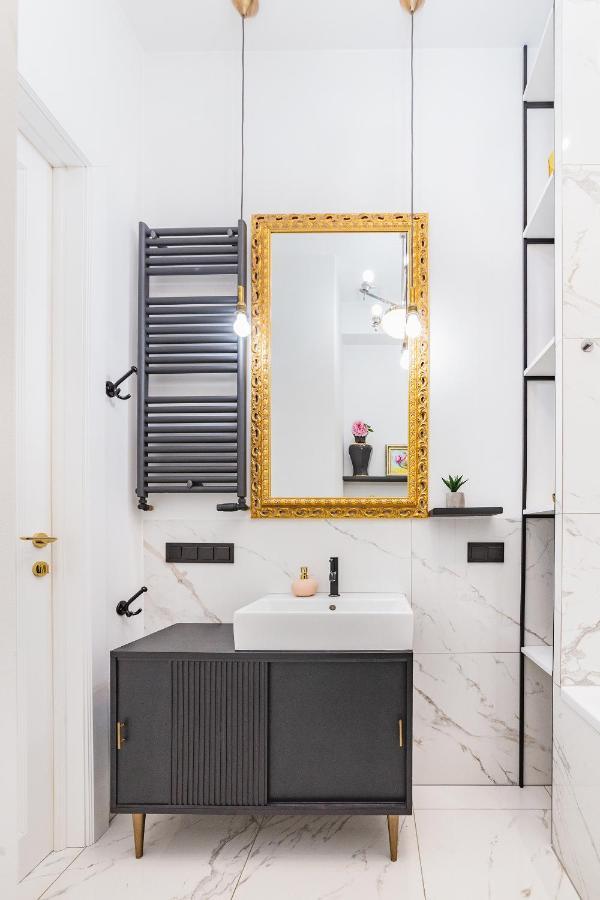 Retro Apartment Old Town Βρότσλαβ Εξωτερικό φωτογραφία